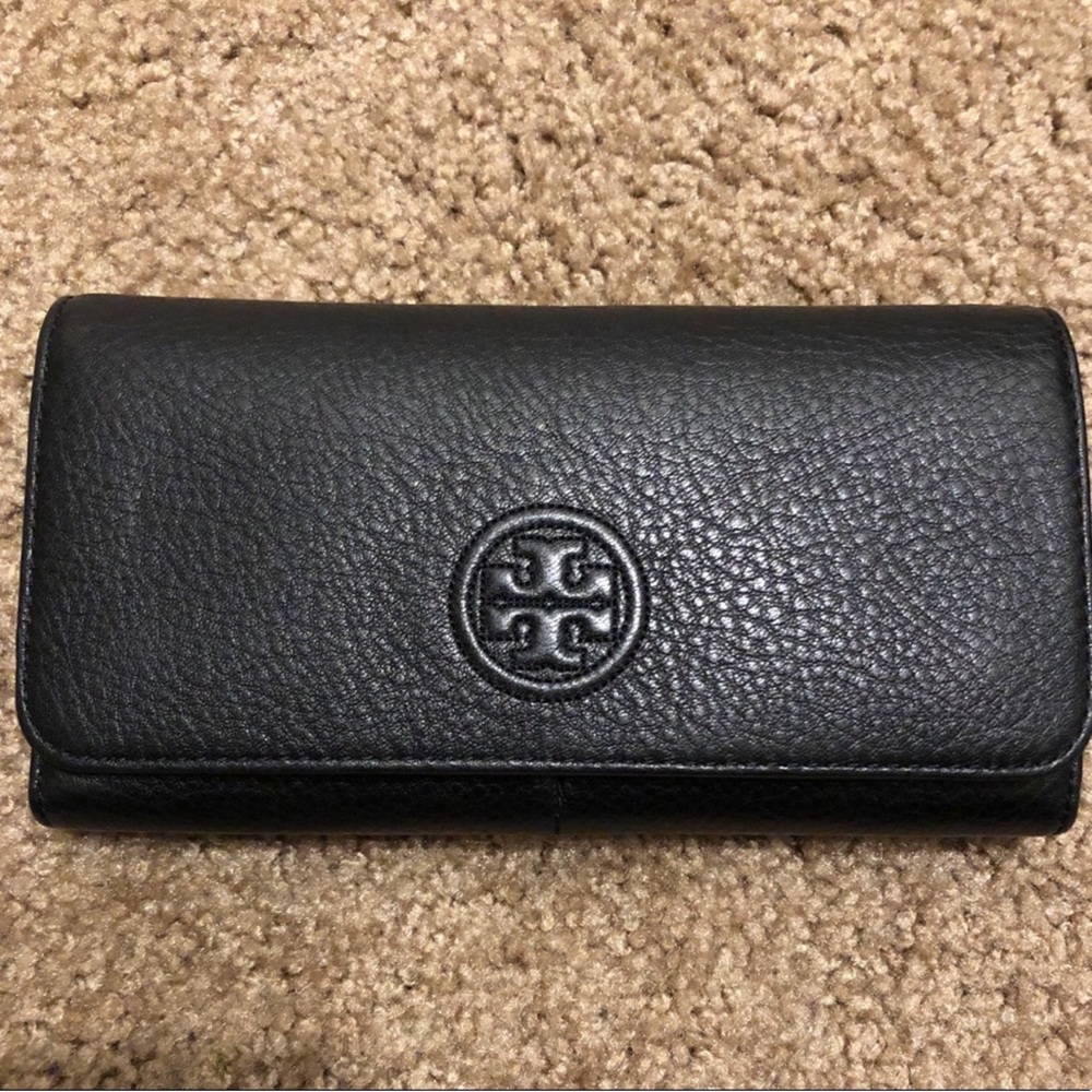 PERFECT Tory Burch Continental Envelope Pebbled Leather Logo Wallet Large Black